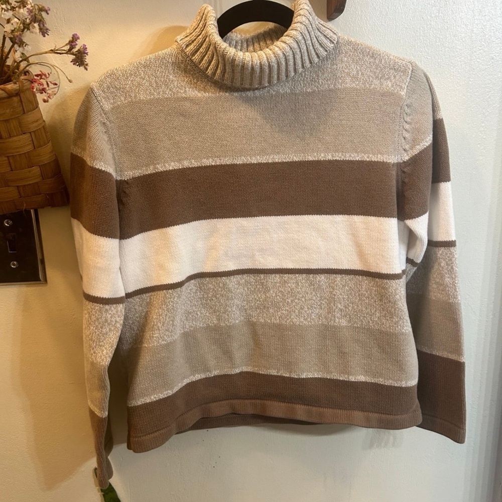 Vintage turtle neck